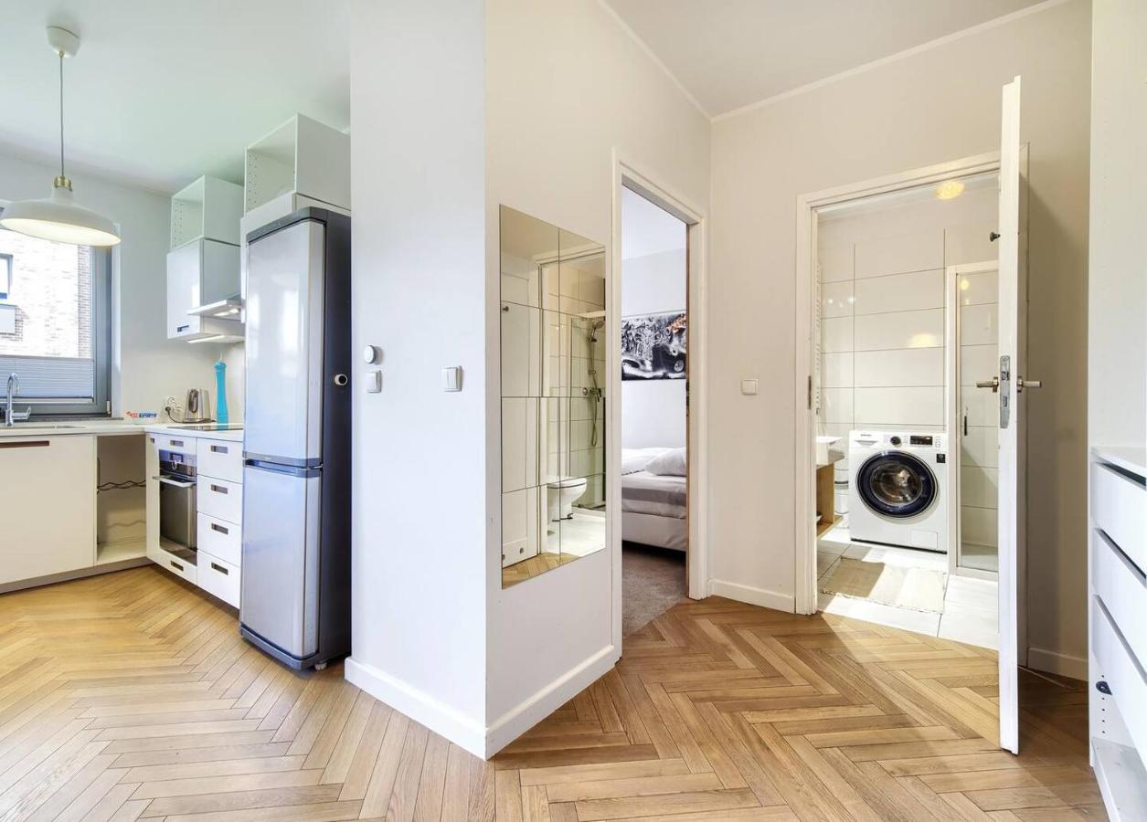 Premium Apartment In The Historic Gdansk Brewery ภายนอก รูปภาพ